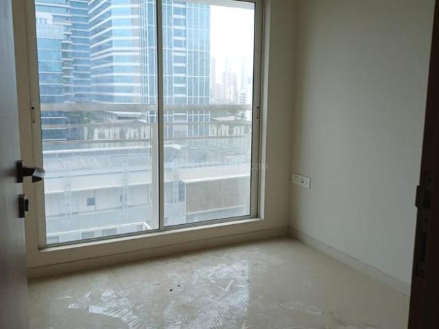 2 BHK Apartment in Prabhadevi for resale Mumbai. The reference number is 18014287