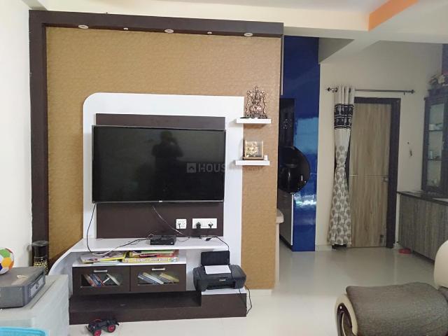 2 BHK Apartment in Pragathi Nagar for resale Pragathi Nagar Road. The reference number is 17356659
