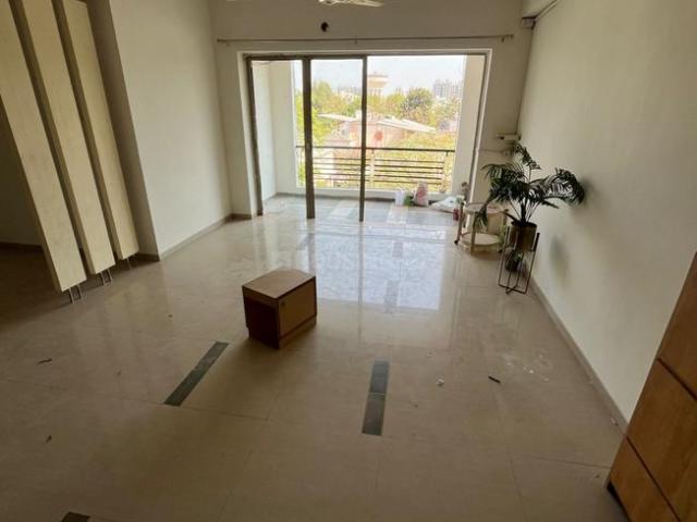 2 BHK Apartment in Prahlad Nagar for rent Ahmedabad. The reference number is 19757342
