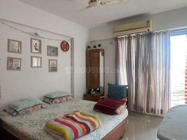 2 BHK Apartment in Prahlad Nagar for rent Ahmedabad. The reference number is 20548298