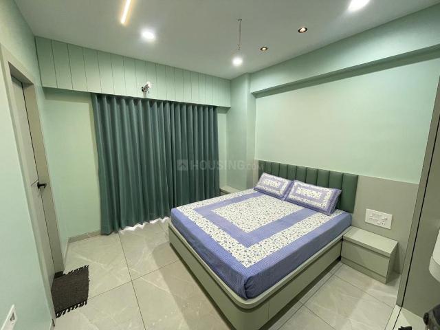 2 BHK Apartment in Prahlad Nagar for rent Ahmedabad. The reference number is 20560322