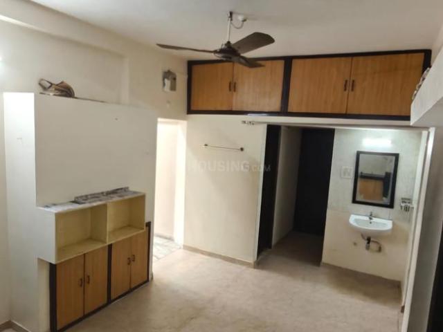 2 BHK Apartment in Pratap Nagar for rent Nagpur. The reference number is 20347031