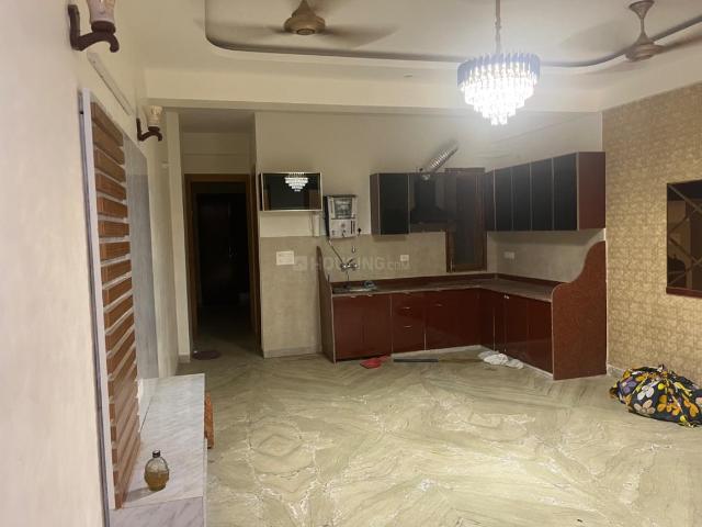 2 BHK Apartment in Pratap Vihar for rent Ghaziabad. The reference number is 12049238