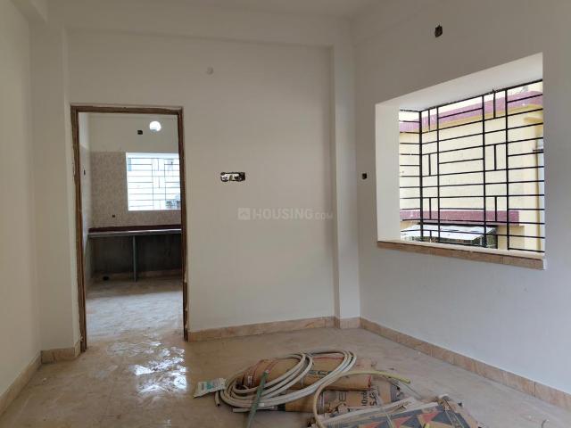 2 BHK Apartment in Prince Anwar Shah Connector for resale Kolkata. The reference number is 17051629