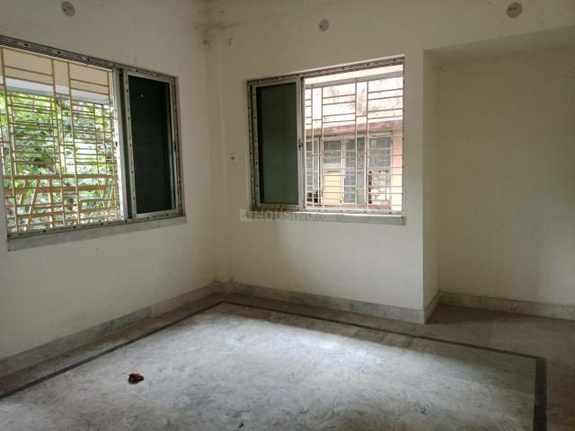 2 BHK Apartment in Prince Anwar Shah Connector for resale Kolkata. The reference number is 20340017