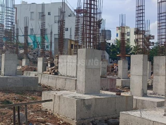 2 BHK Apartment in Puppalaguda for resale Hyderabad. The reference number is 20298297