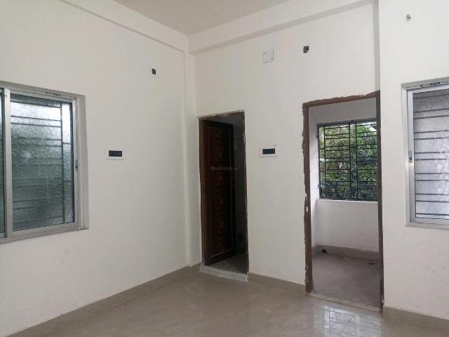 2 BHK Apartment in Purba Barisha for resale Kolkata. The reference number is 11381374