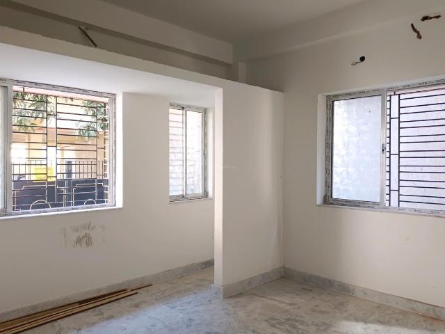2 BHK Apartment in Purba Barisha for resale Kolkata. The reference number is 19489314