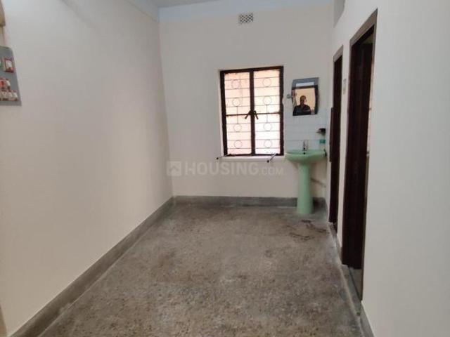 2 BHK Apartment in Purba Barisha for resale Kolkata. The reference number is 19686789