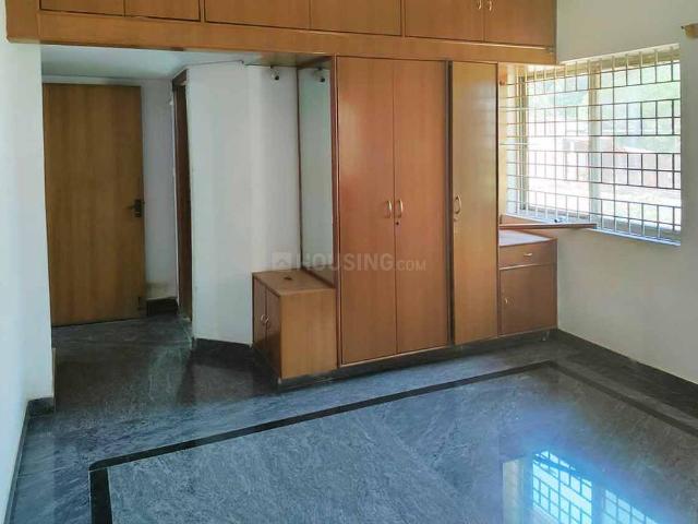 2 BHK Apartment in RMV Extension Stage 2 for rent Bengaluru. The reference number is 20465098