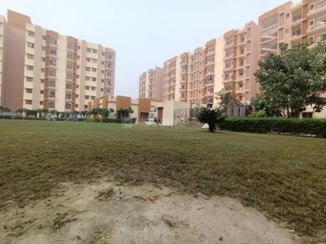 2 BHK Apartment in Roberts Lines for rent Lucknow. The reference number is 20973967