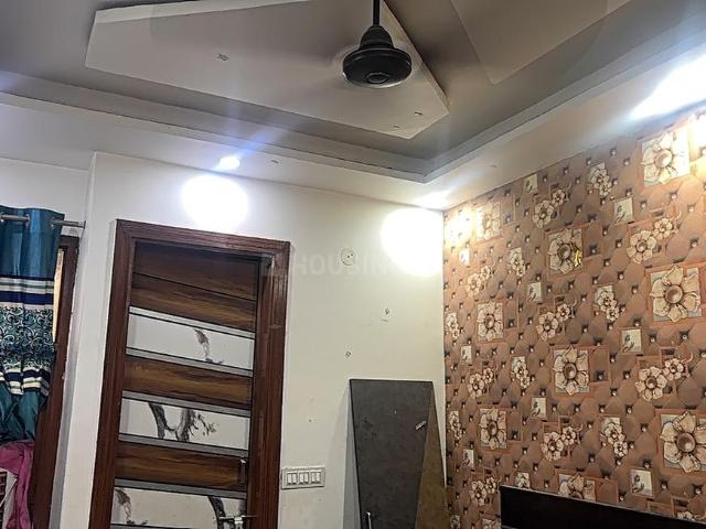 2 BHK Apartment in Razapur Khurd for rent New Delhi. The reference number is 20234744