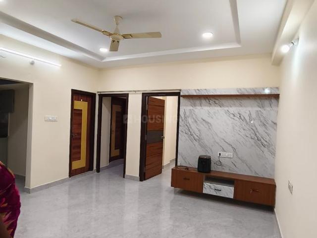 2 BHK Apartment in Kondapur for rent Hyderabad. The reference number is 20363427
