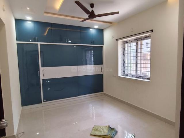 2 BHK Apartment in Raghavendra Colony for rent Hyderabad. The reference number is 20433288