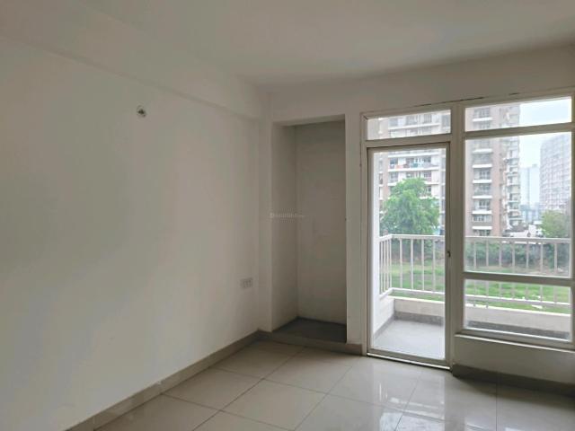 2 BHK Apartment in Raj Nagar Extension for resale Ghaziabad. The reference number is 19602612