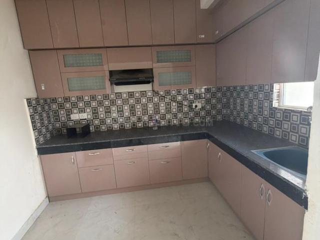 2 BHK Apartment in Raj Nagar for rent Ghaziabad. The reference number is 20106320
