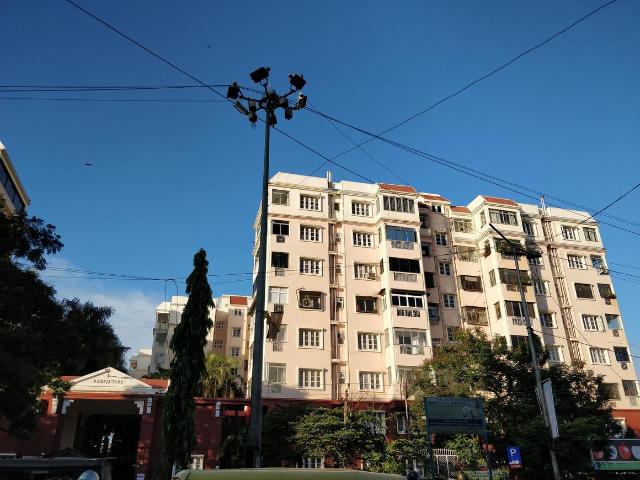 2 BHK Apartment in Rajajinagar for resale Bangalore. The reference number is 14957552