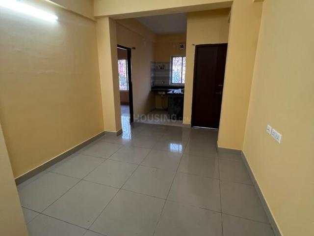 2 BHK Apartment in Rajarhat for rent Kolkata. The reference number is 20007742