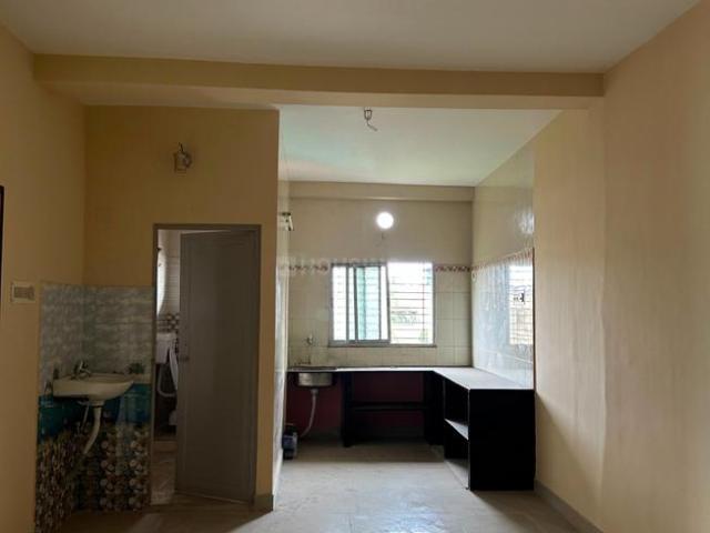 2 BHK Apartment in Rajarhat for resale Kolkata. The reference number is 20573258