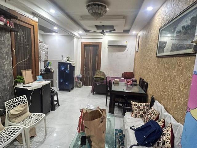 2 BHK Apartment in Rajendra Nagar for resale Ghaziabad. The reference number is 19319991