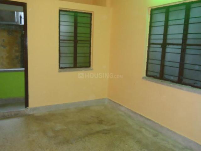 2 BHK Apartment in Regent Park for rent Kolkata. The reference number is 20524258