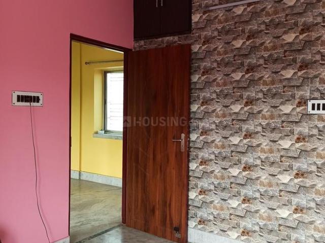 2 BHK Apartment in Regent Park for resale Kolkata. The reference number is 13392488