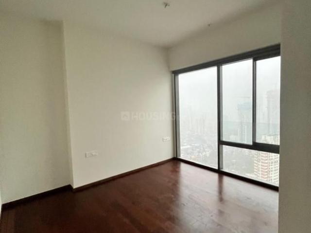 2 BHK Apartment in Worli for resale Mumbai. The reference number is 20896728