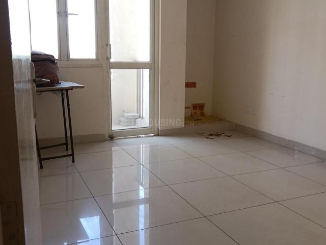 2 BHK Apartment in Wave City for rent Ghaziabad. The reference number is 19946487