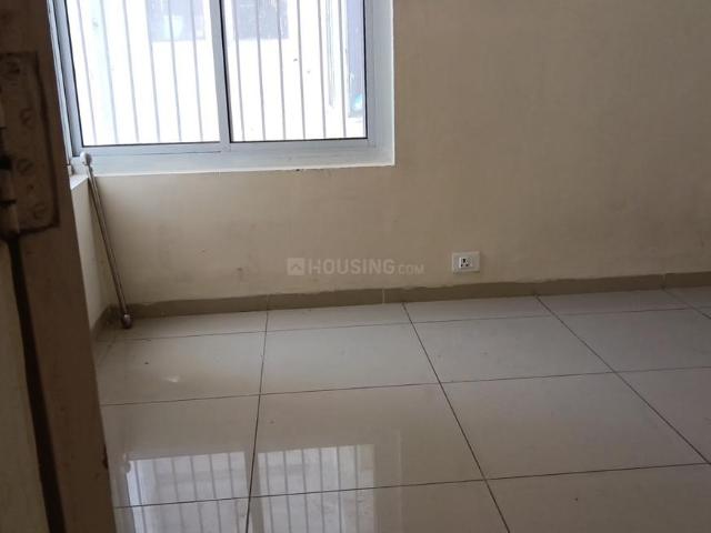 2 BHK Apartment in Wave City for rent Ghaziabad. The reference number is 19993956