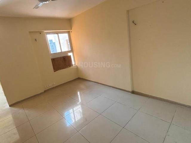 2 BHK Apartment in Wave City for rent Ghaziabad. The reference number is 20019640