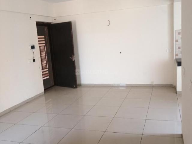 2 BHK Apartment in Wave City for rent Ghaziabad. The reference number is 20401963