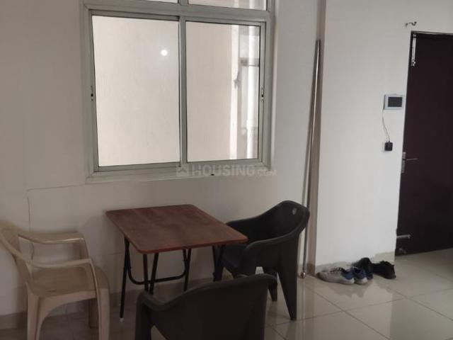 2 BHK Apartment in Wave City for rent Ghaziabad. The reference number is 20961474