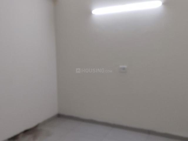 2 BHK Apartment in Wave City for resale Ghaziabad. The reference number is 19306873