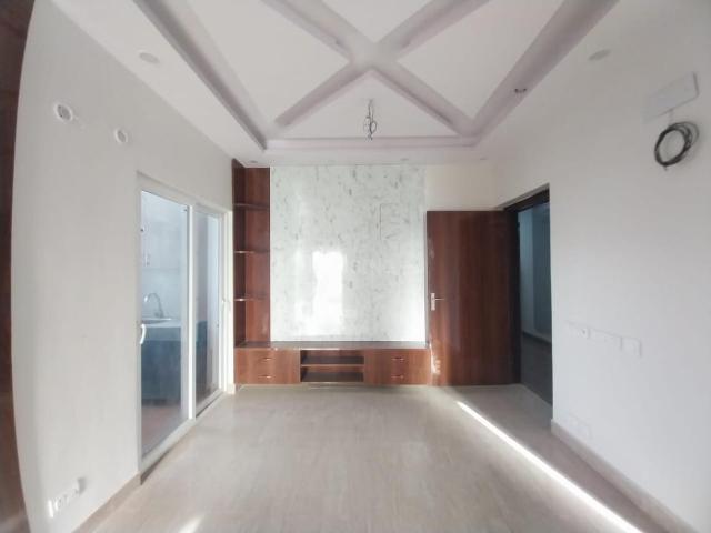 2 BHK Apartment in Wave City for resale Ghaziabad. The reference number is 20756477