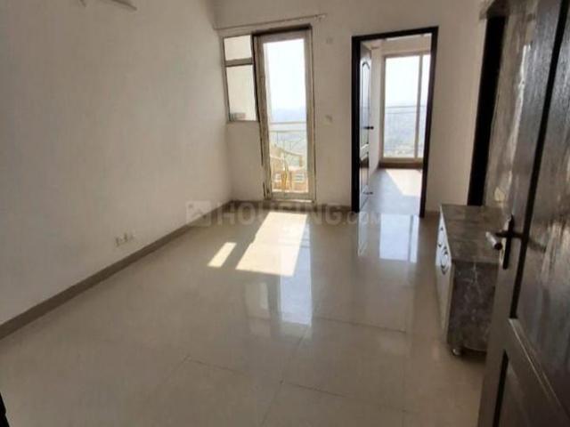 2 BHK Apartment in Wave City for resale Ghaziabad. The reference number is 20757459