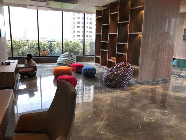 2 BHK Apartment in Wadala East for resale Mumbai. The reference number is 19803110