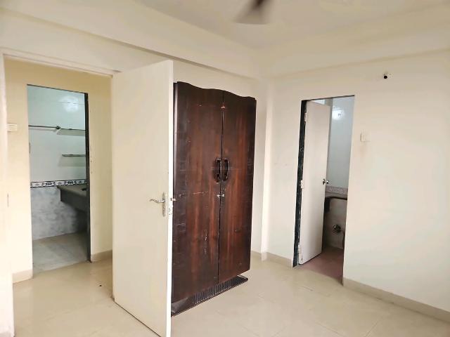 2 BHK Apartment in Wadala East for resale Mumbai. The reference number is 19224573