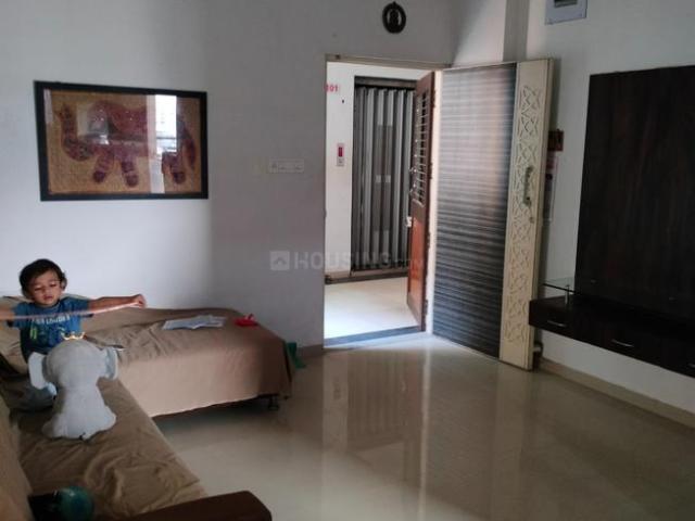 2 BHK Apartment in Waghodia Road for rent Vadodara. The reference number is 18077560