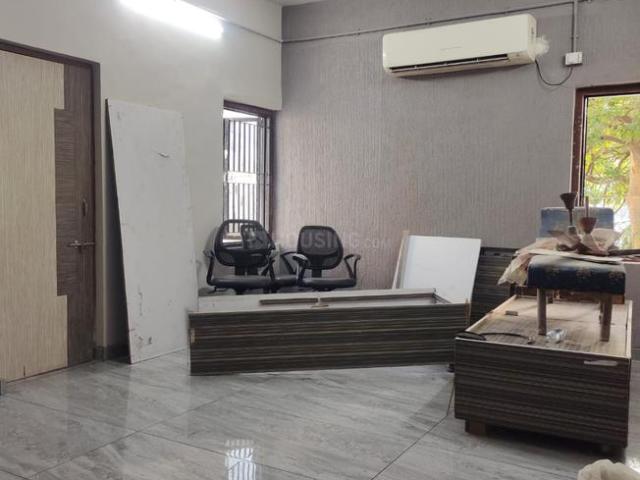 2 BHK Apartment in Waghodia Road for rent Vadodara. The reference number is 20200323