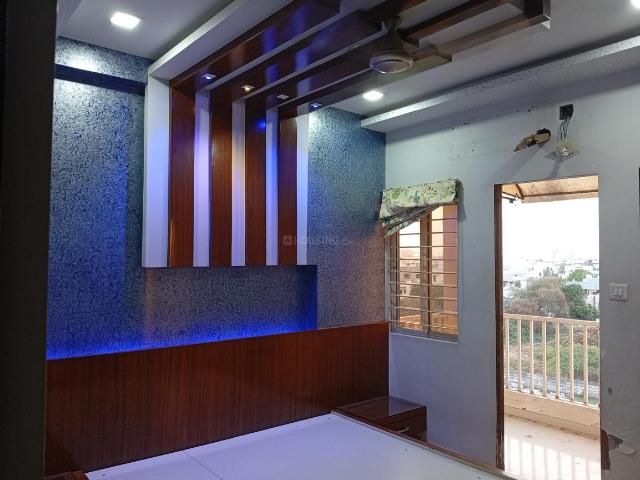2 BHK Apartment in Waghodia Road for rent Vadodara. The reference number is 20416115