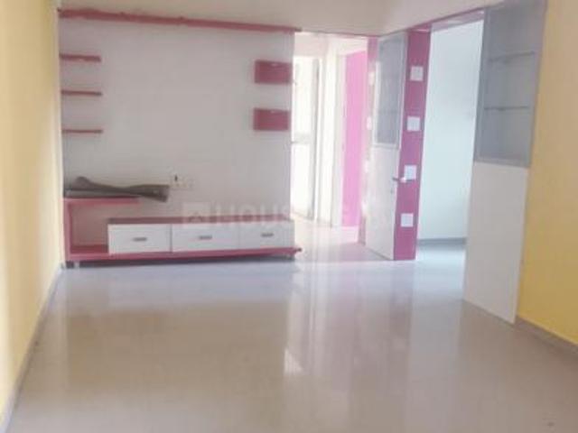 2 BHK Apartment in Wakad for rent Pune. The reference number is 18324202