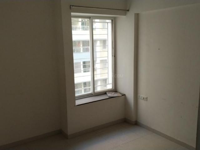 2 BHK Apartment in Wakad for rent Pune. The reference number is 19821230