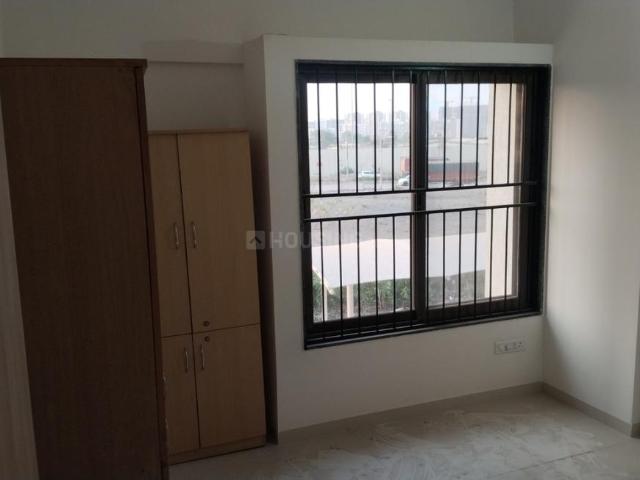 2 BHK Apartment in Wakad for rent Pune. The reference number is 19821437