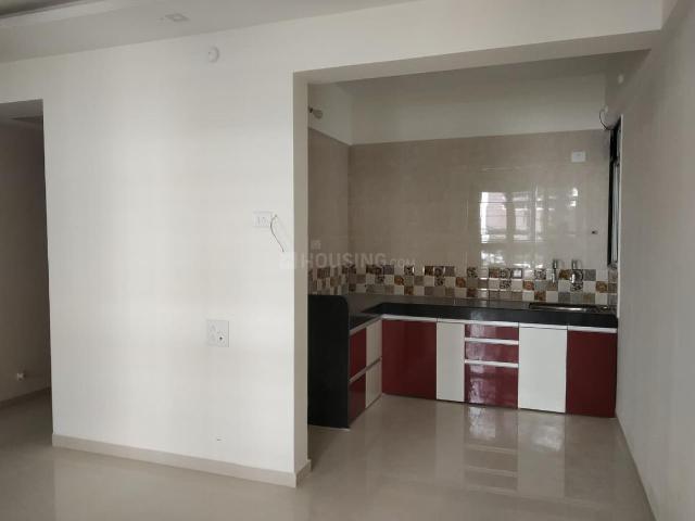 2 BHK Apartment in Wakad for rent Pune. The reference number is 20096110
