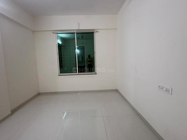 2 BHK Apartment in Wakad for rent Pune. The reference number is 20269224
