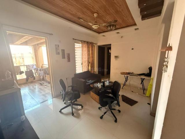 2 BHK Apartment in Wakad for rent Pune. The reference number is 20224353