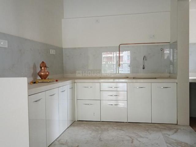2 BHK Apartment in Wakad for rent Pune. The reference number is 20361383