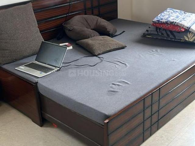 2 BHK Apartment in Wakad for rent Pune. The reference number is 20404739