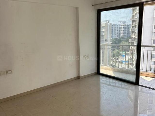 2 BHK Apartment in Wakad for rent Pune. The reference number is 20434869