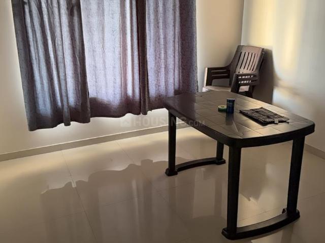 2 BHK Apartment in Wakad for resale Pune. The reference number is 18198023